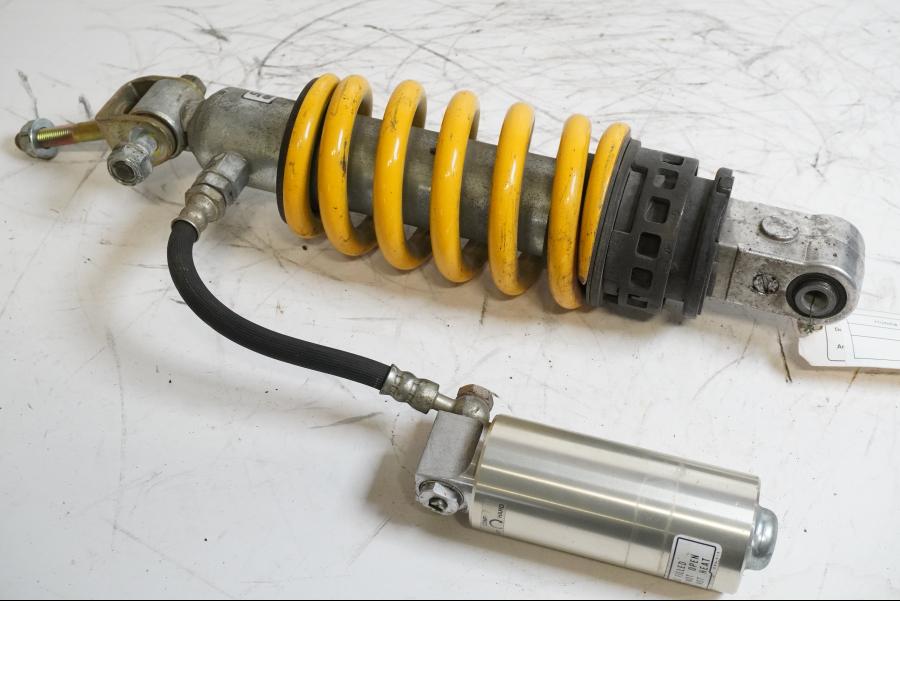 Framsidan på Stötdämpare från en Honda CBR 600 -2002 motorcykel.