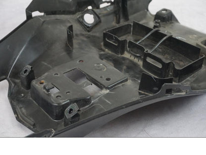 Höger sida på Undertail från en Kawasaki Z 900 -2019 motorcykel.