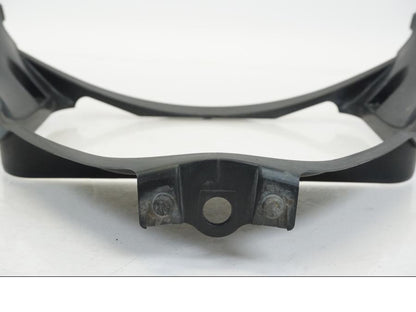 Snett uppifrån på Trekanten från en Suzuki GSX 1300 R -2017 motorcykel.