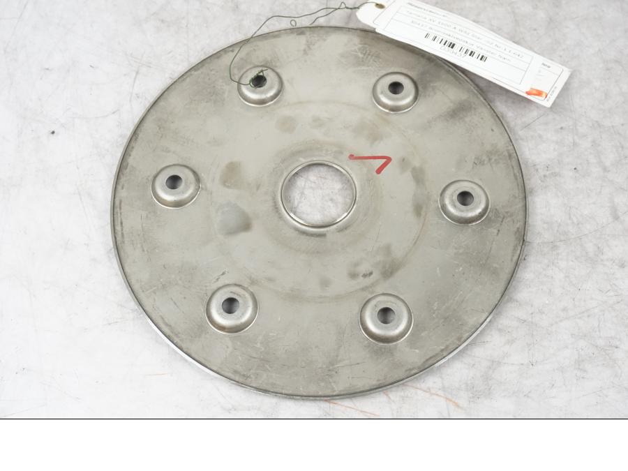 Höger sida på Bromsskivedekor från en Yamaha XV 1600 -2002 motorcykel.