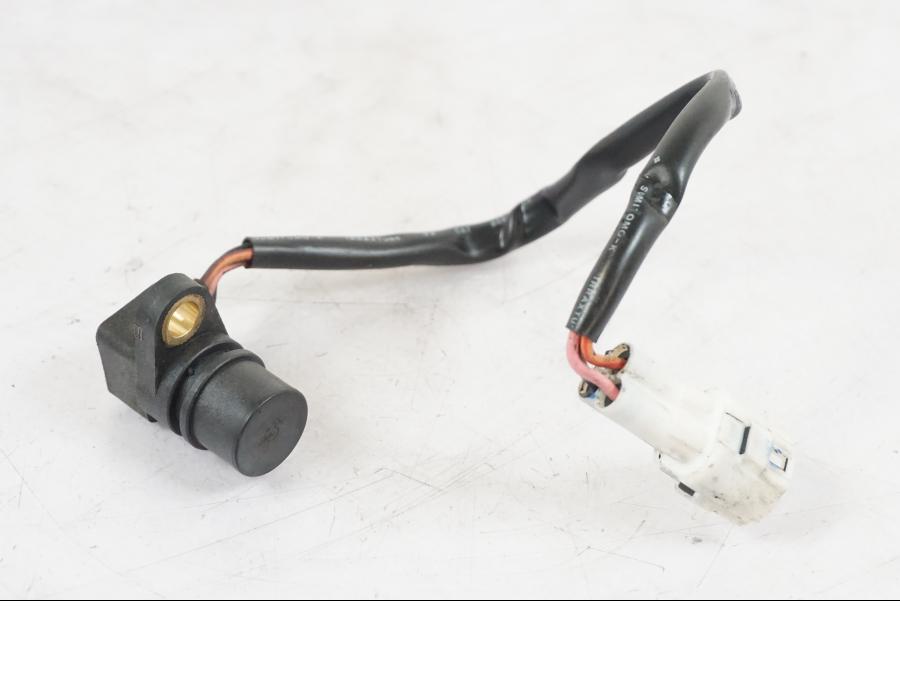 Framsidan på Hastighetsgivare från en Yamaha XVS 1100 -2004 motorcykel.