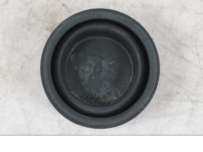 Snett uppifrån på Bromsvätskebehållare från en Kawasaki ZX-6R -2006 motorcykel.