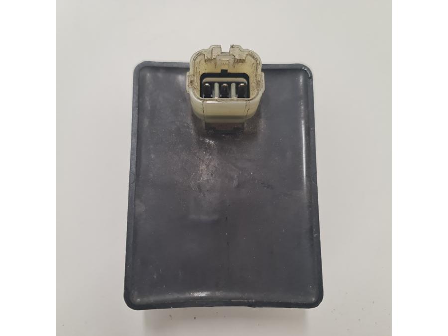 Höger sida på Styrbox från en Honda VTR 1000 F -1998 motorcykel.