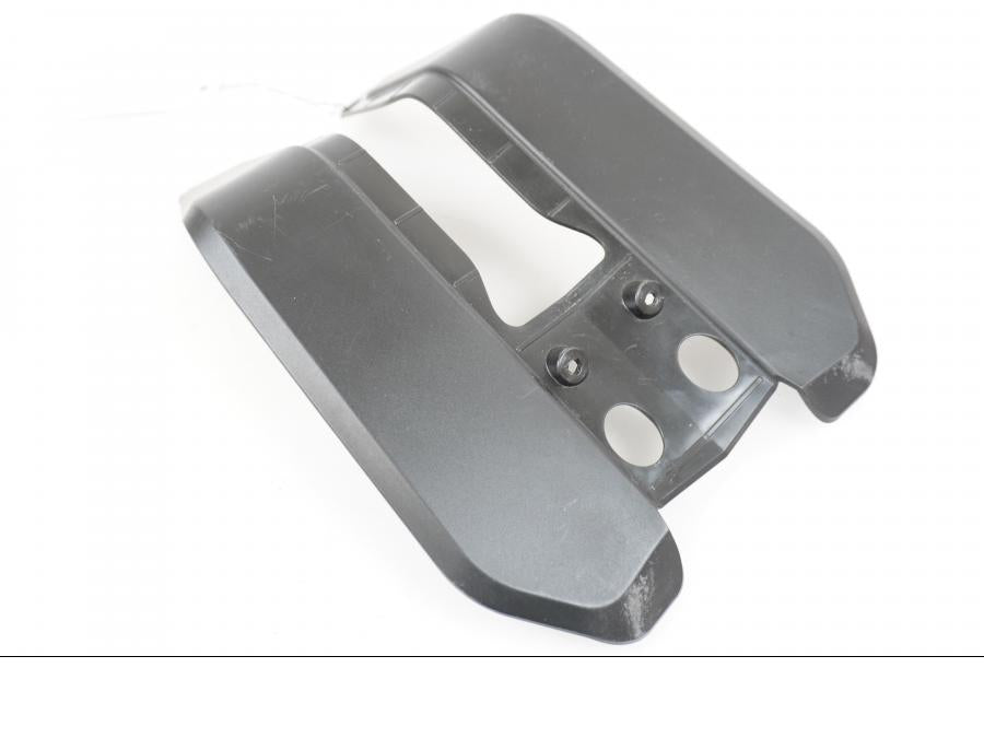 Baksidan på Bakskärm från en KTM 790 Duke -2018 motorcykel.