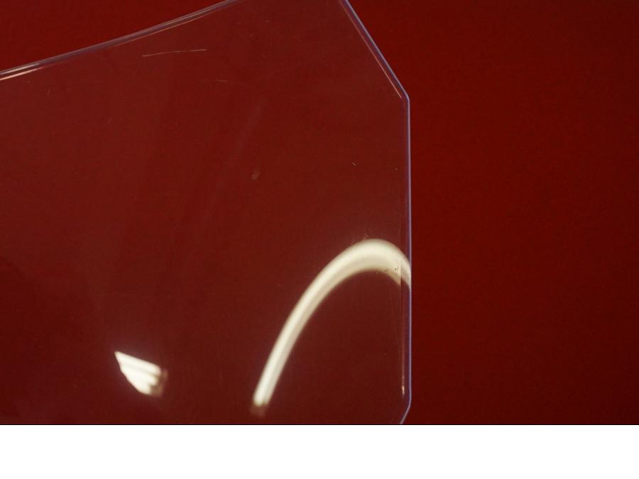 Extrabild2 på Vindruta från en Yamaha MT-07 Tracer -2020 motorcykel.