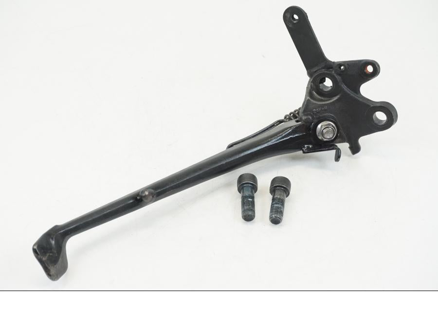 Framsidan på Sidostöd från en Suzuki GSX 1300 R -2017 motorcykel.