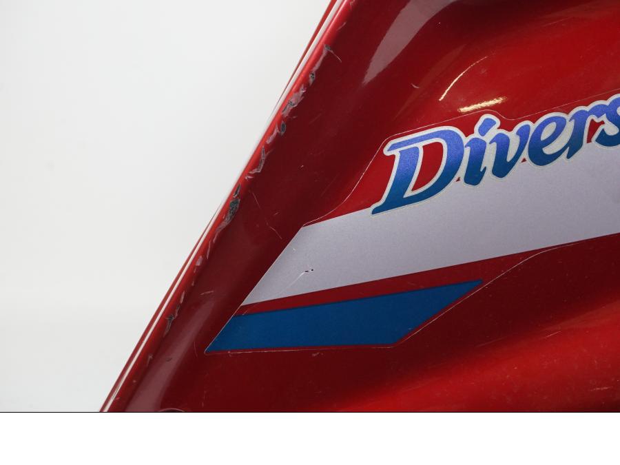 Baksidan på Toppkåpa från en Yamaha XJ 900 S -1997 motorcykel.