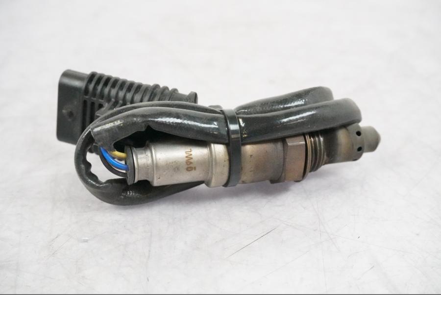 Framsidan på Lambdasond från en BMW R 1250 GSA -2021 motorcykel.