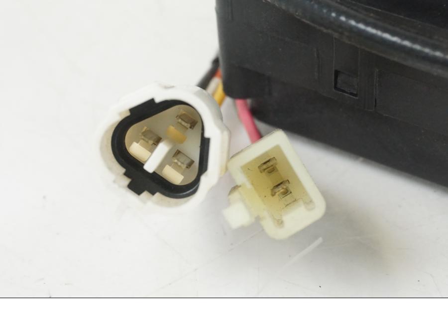 Extrabild2 på Avgasspjällmotor från en Suzuki GSX-R 1000 -2007 motorcykel.