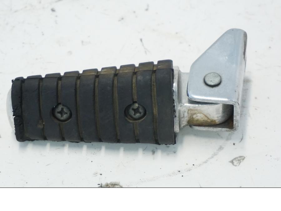 Snett uppifrån på Fotpinne från en Yamaha XV 535 -1995 motorcykel.