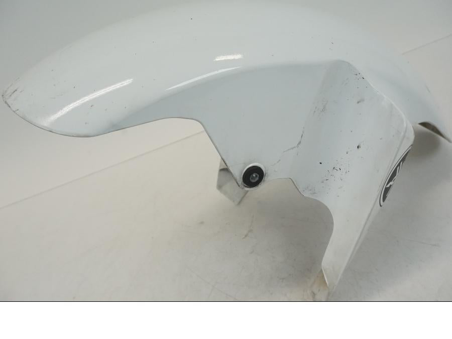 Vänster sida på Framskärm från en Yamaha YZF 1000 R1 -2004 motorcykel.