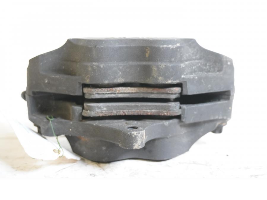 Höger sida på Bromsok från en Honda CBR 900 RR -1993 motorcykel.