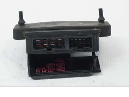 Höger sida på Säkringsbox från en Kawasaki VN 1500 Mean Streak -2002 motorcykel.