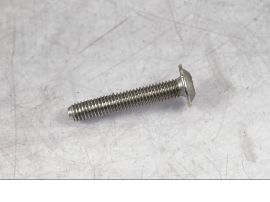 Baksidan på Sidoväskhållare från en BMW R 1200 GS -2005 motorcykel.