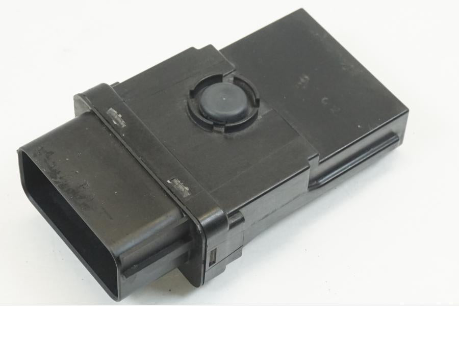 Framsidan på Grund Modul från en BMW R 1200 GS -2018 motorcykel.