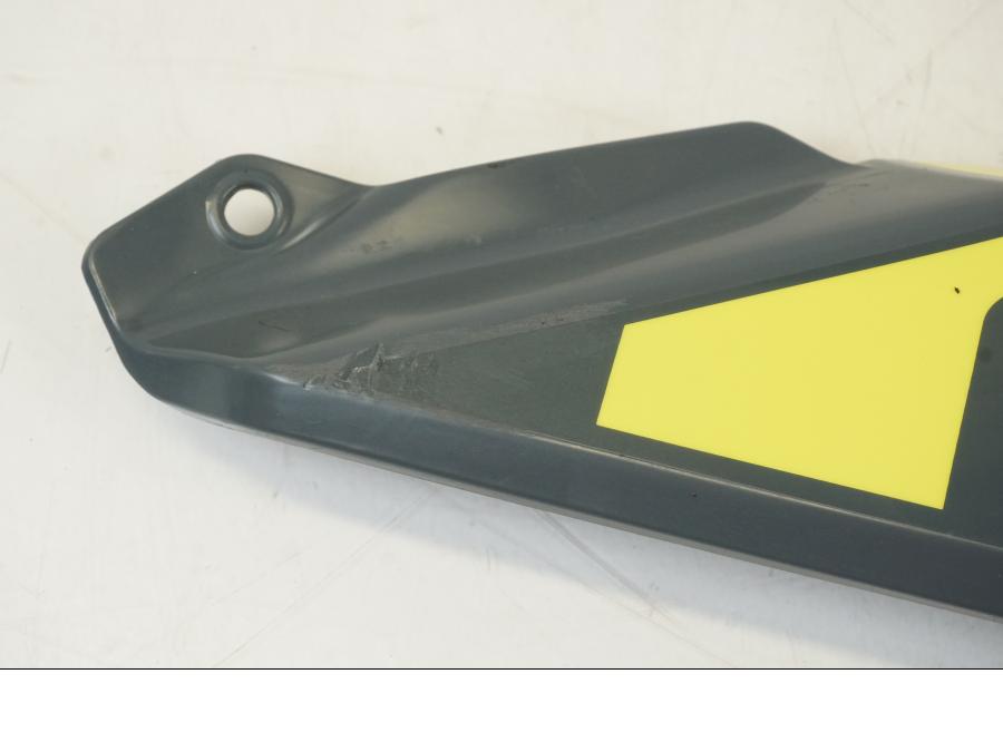 Baksidan på Kylarvinge från en Husqvarna 701 Supermoto -2020 motorcykel.