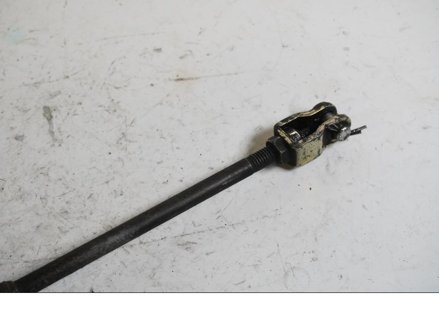 Vänster sida på Bromshuvudcylinder från en Kawasaki KLE 500 -1991 motorcykel.