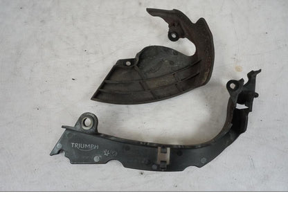 Höger sida på Drevkåpa från en Triumph Bonneville T120 -2021 motorcykel.