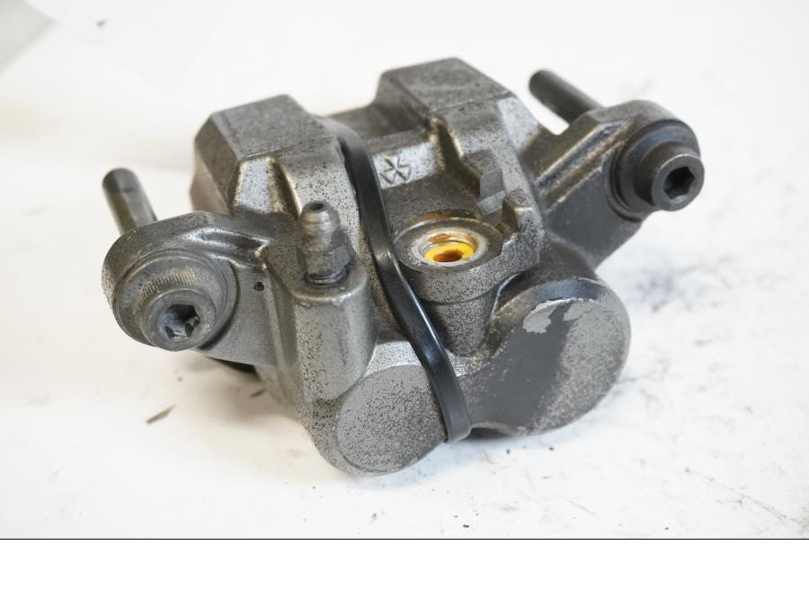 Framsidan på Bromsok från en Yamaha YZF R6 -1999 motorcykel.