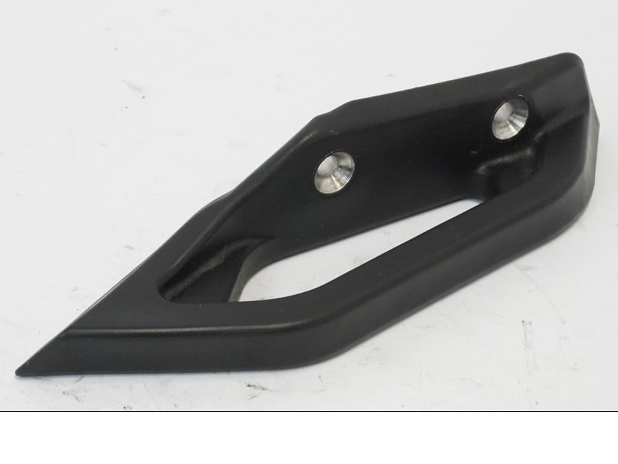 Baksidan på Passagerarhandtag från en KTM 690 Duke -2016 motorcykel.