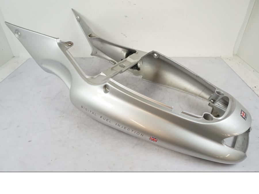 Framsidan på Bakvinge från en Triumph Daytona 955I -2000 motorcykel.