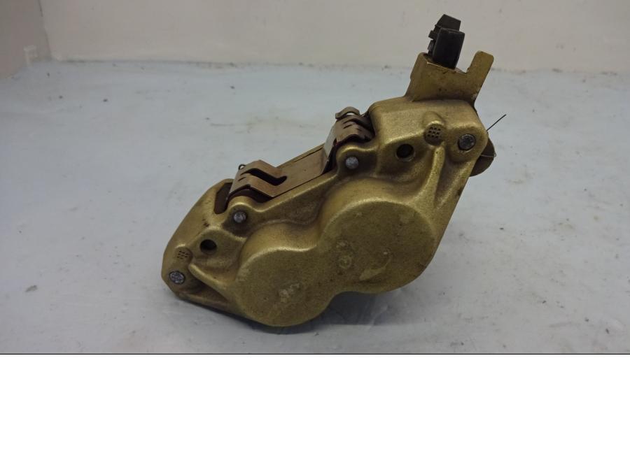 Baksidan på Bromsok från en Ducati ST2 -2001 motorcykel.