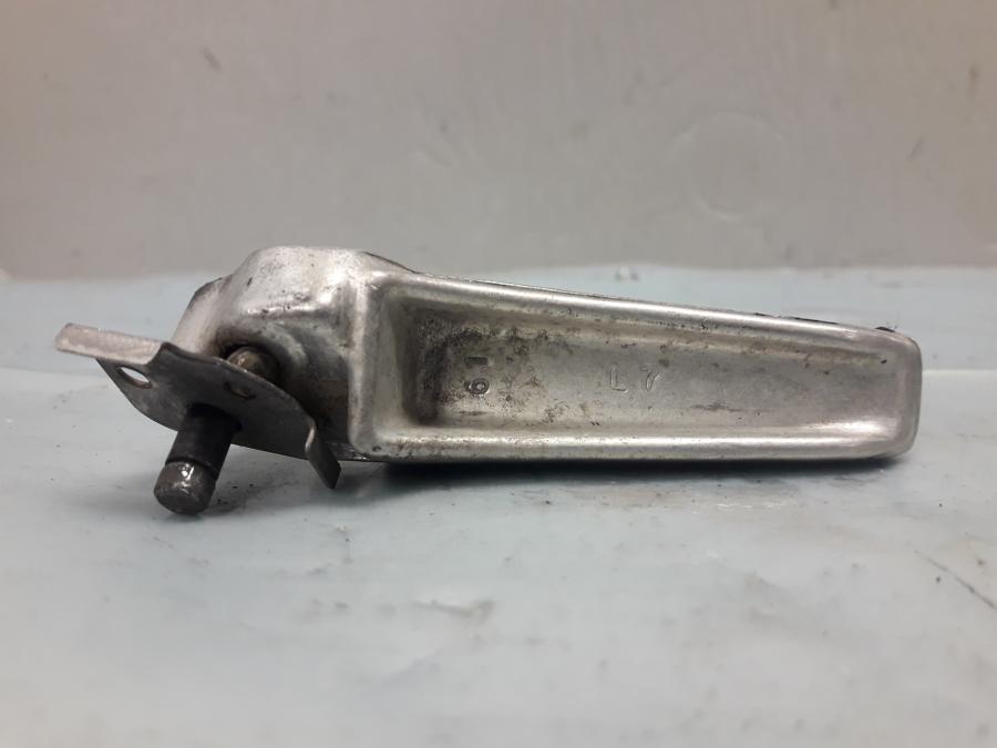 Höger sida på Fotpinne från en Suzuki SV 1000 -2004 motorcykel.