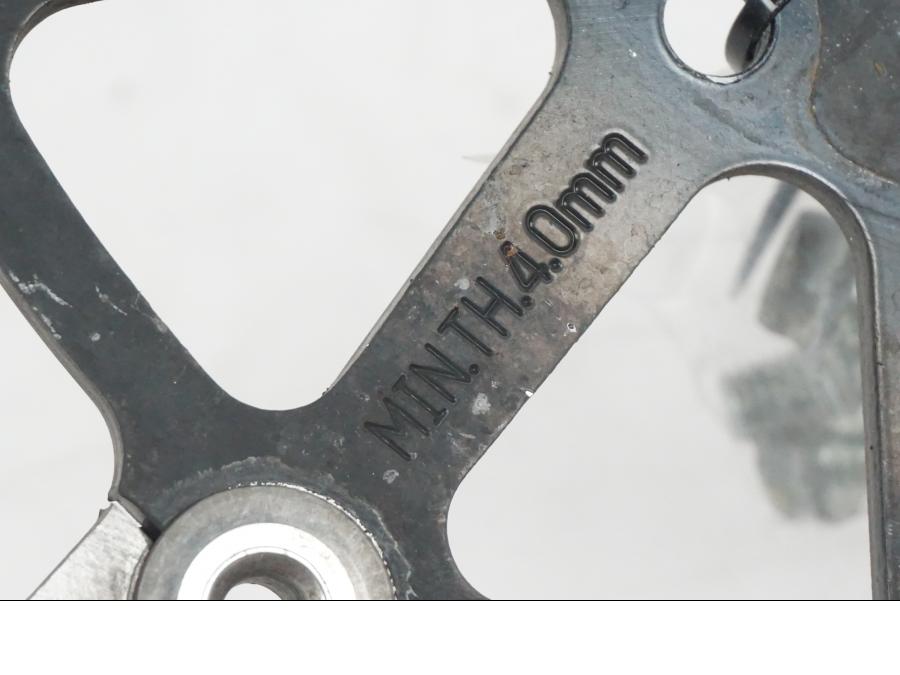 Höger sida på Bromsskiva från en MV Agusta Dragster -2014 motorcykel.