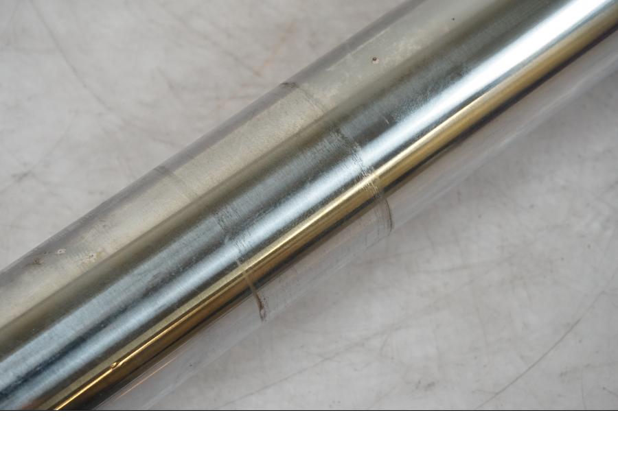 Extrabild1 på Gaffelben från en Suzuki SV 650 -1999 motorcykel.