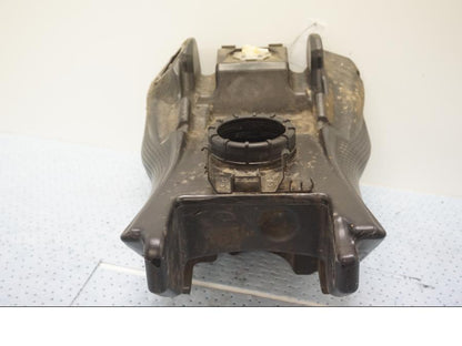 Höger sida på Bensintank från en BMW F 650 GS -2001 motorcykel.