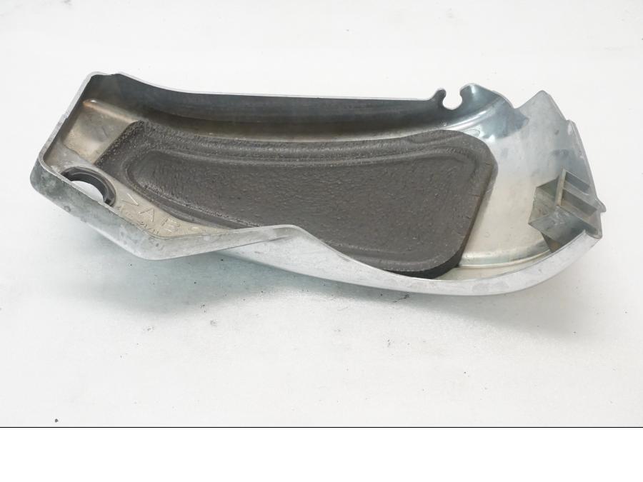 Höger sida på Sidopanel från en Yamaha XVS 650 -2000 motorcykel.