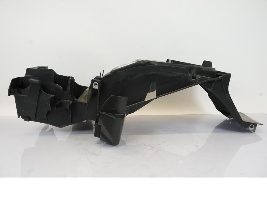 Extrabild2 på Undertail från en Honda NT 700 -2008 motorcykel.