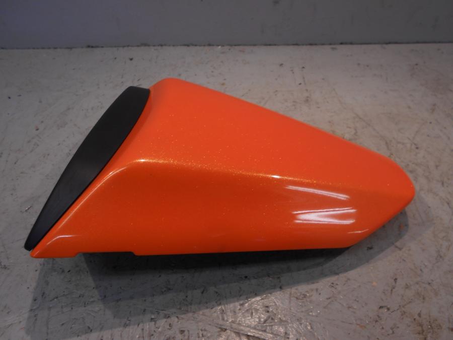 Baksidan på Kuts från en Kawasaki ZX-10R -2008 motorcykel.