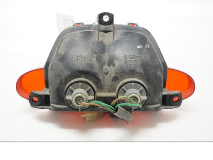 Baksidan på Baklampa från en Honda CBR 900 RR -1998 motorcykel.