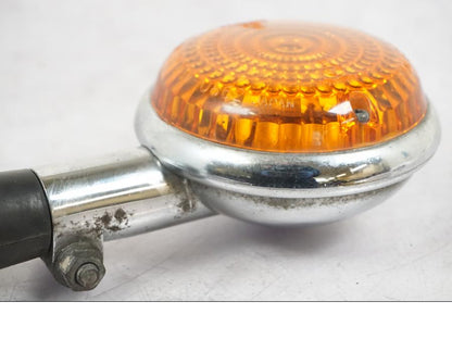 Vänster sida på Blinkers från en Yamaha XVS 1100 -2000 motorcykel.