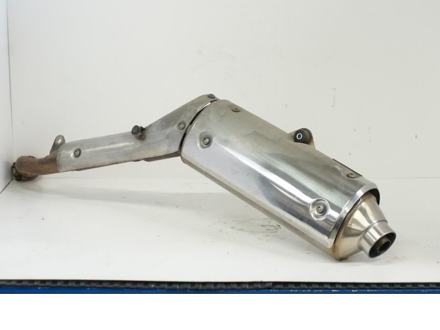 Höger sida på Ljuddämpare från en Honda XL 1000 V -1999 motorcykel.