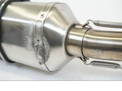 Baksidan på Ljuddämpare Sport från en Suzuki GSX 1300 R -2017 motorcykel.