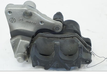 Höger sida på Bromsok från en BMW K 1600 -2015 motorcykel.