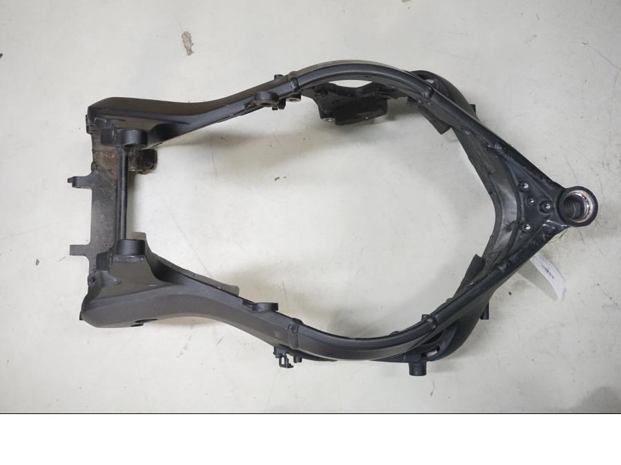 Höger sida på Ram från en Honda CBR 1000 RR -2007 motorcykel.