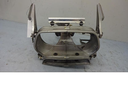 Framsidan på Toppkåpstag från en Ducati ST2 -2001 motorcykel.