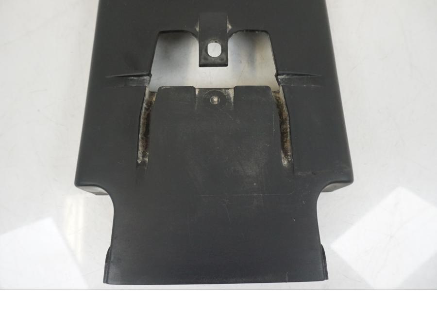 Höger sida på Stänkskydd från en Suzuki VS 1400 -1999 motorcykel.