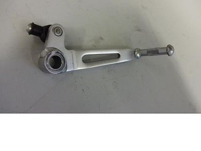 Framsidan på Växelpedal från en Kawasaki Z 1000 -2014 motorcykel.