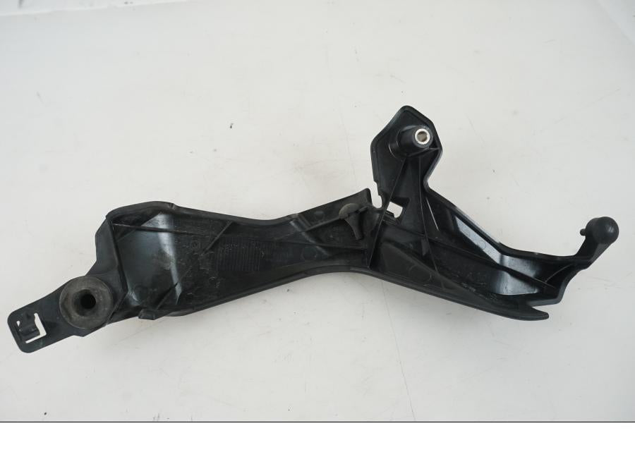 Höger sida på Motorskyddskåpa från en BMW F 750 GS -2019 motorcykel.