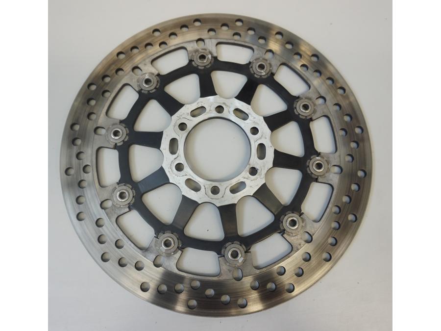 Baksidan på Bromsskiva från en KTM 990 SMT -2013 motorcykel.