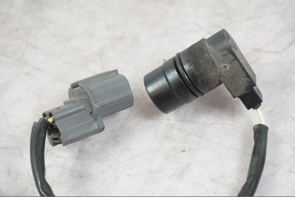 Snett uppifrån på Kamaxelsensor från en Kawasaki ZX-6R -2006 motorcykel.