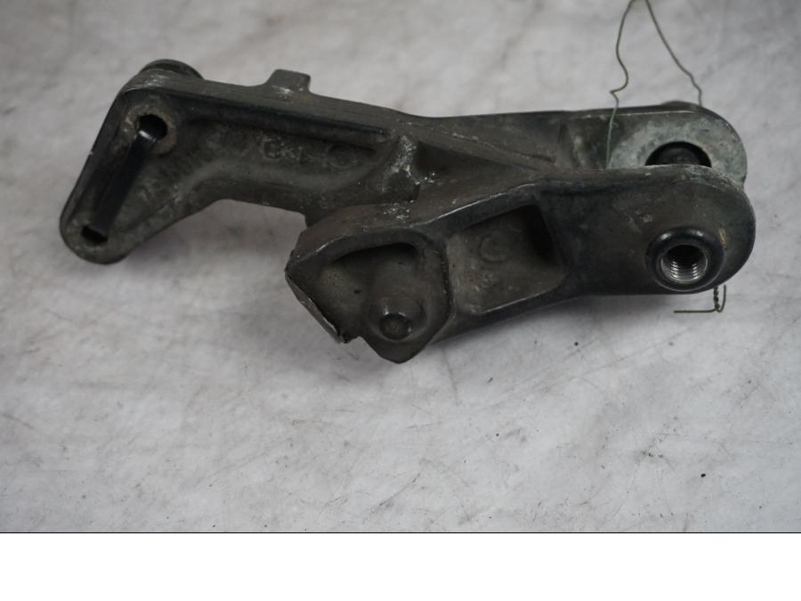 Framsidan på Bromsoksfäste från en Honda GL 1200 -1986 motorcykel.