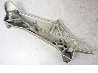 Extrabild3 på Fotpinnefäste från en BMW K 1600 GTL -2015 motorcykel.