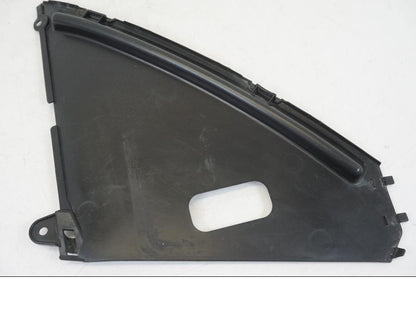 Höger sida på Sidkåpa från en Suzuki GSX 1300 R -2017 motorcykel.