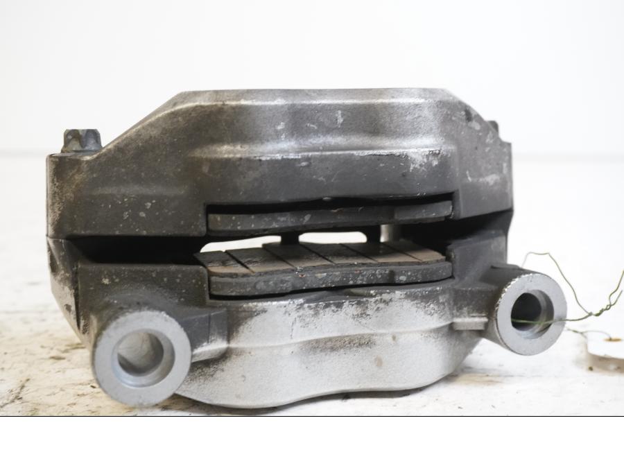 Höger sida på Bromsok från en Suzuki GSX 1300 BK -2008 motorcykel.