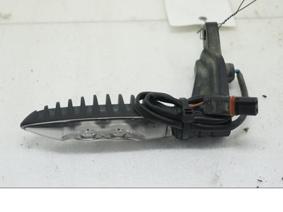 Framsidan på Blinkers från en BMW R 1200 GSA -2011 motorcykel.